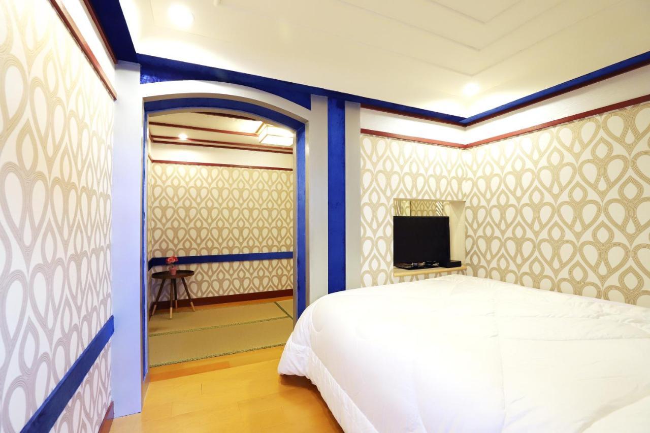 Phoenix Pavilion Hot Spring Hotel Taipei Bagian luar foto
