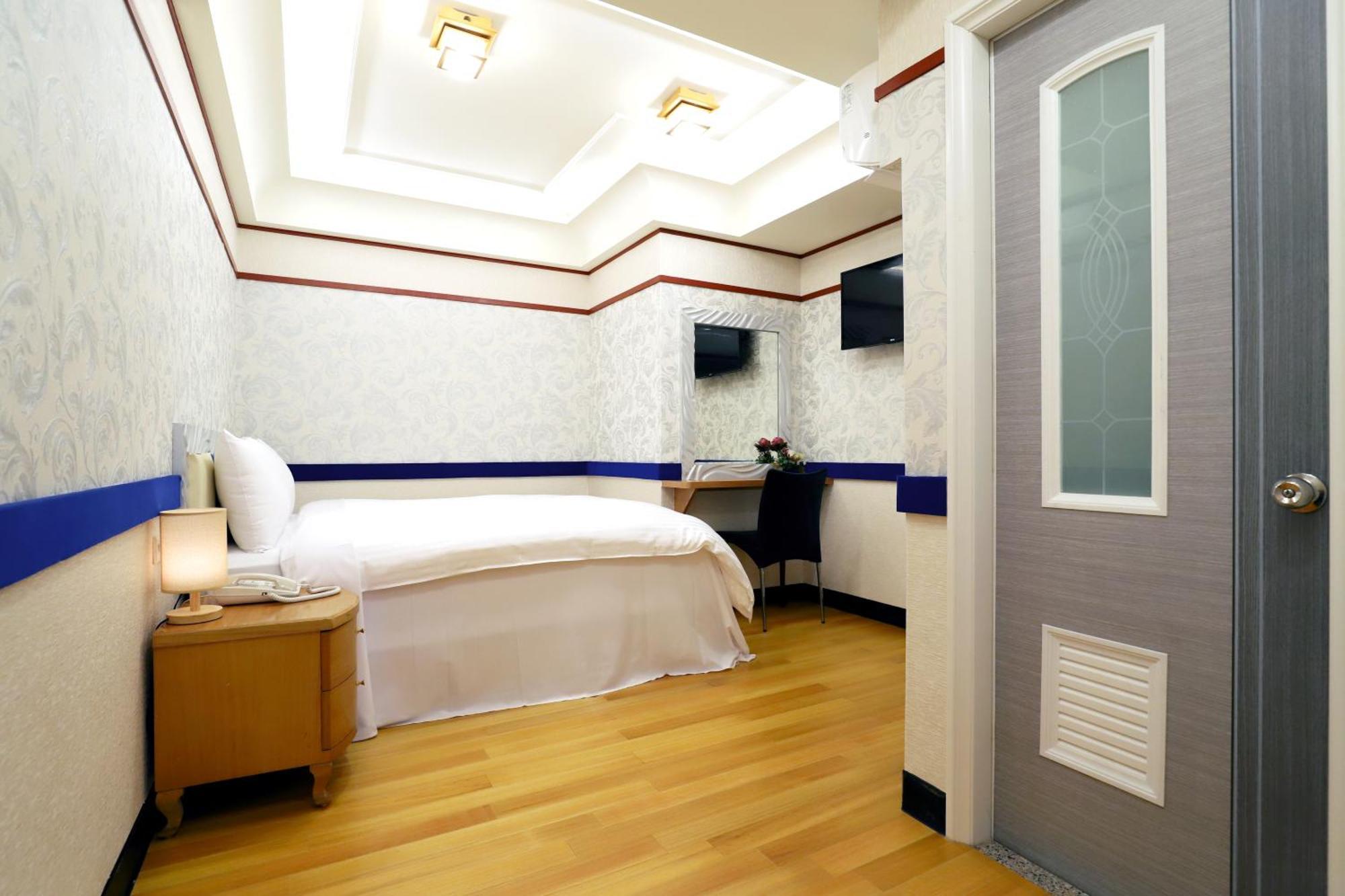 Phoenix Pavilion Hot Spring Hotel Taipei Bagian luar foto
