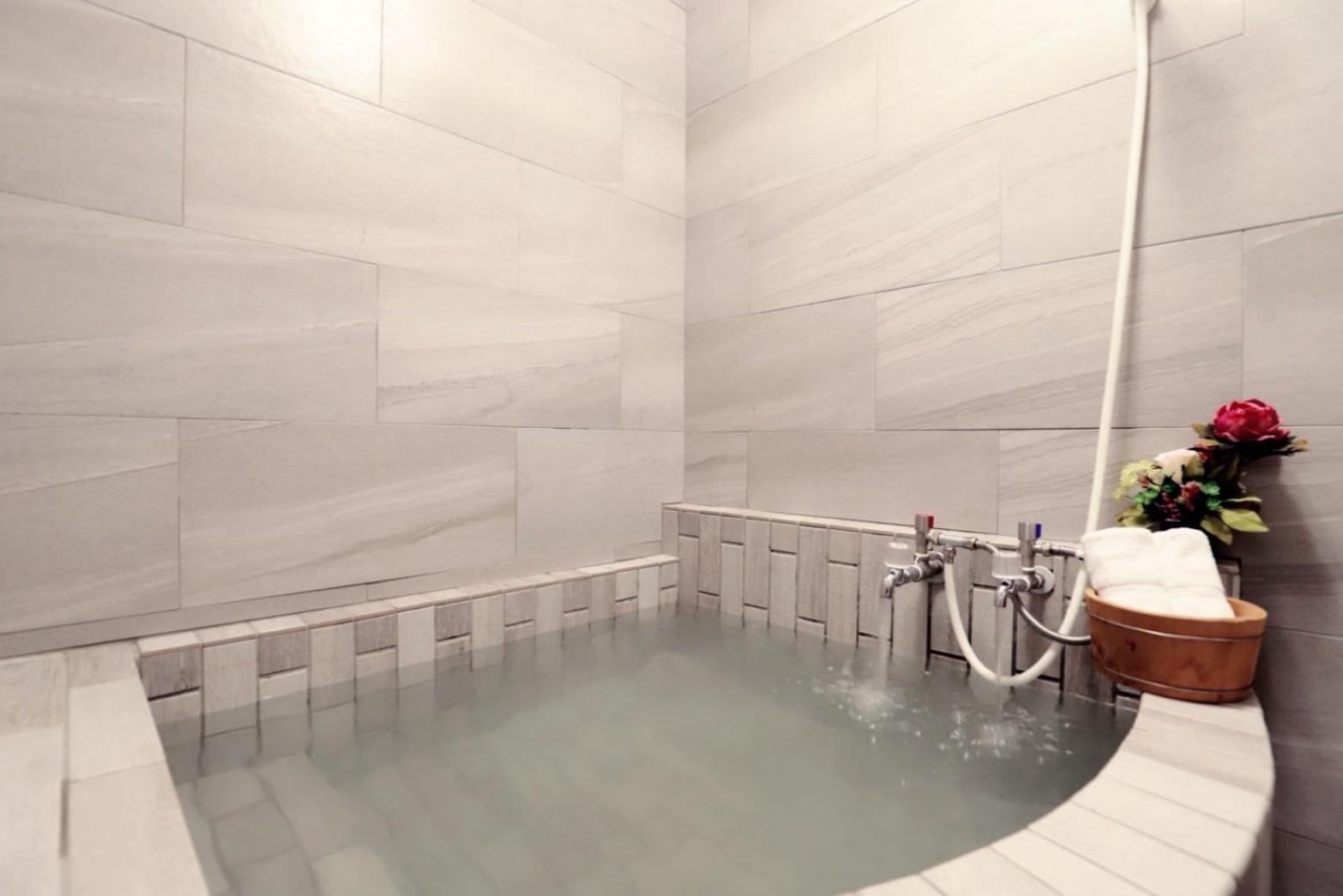 Phoenix Pavilion Hot Spring Hotel Taipei Bagian luar foto