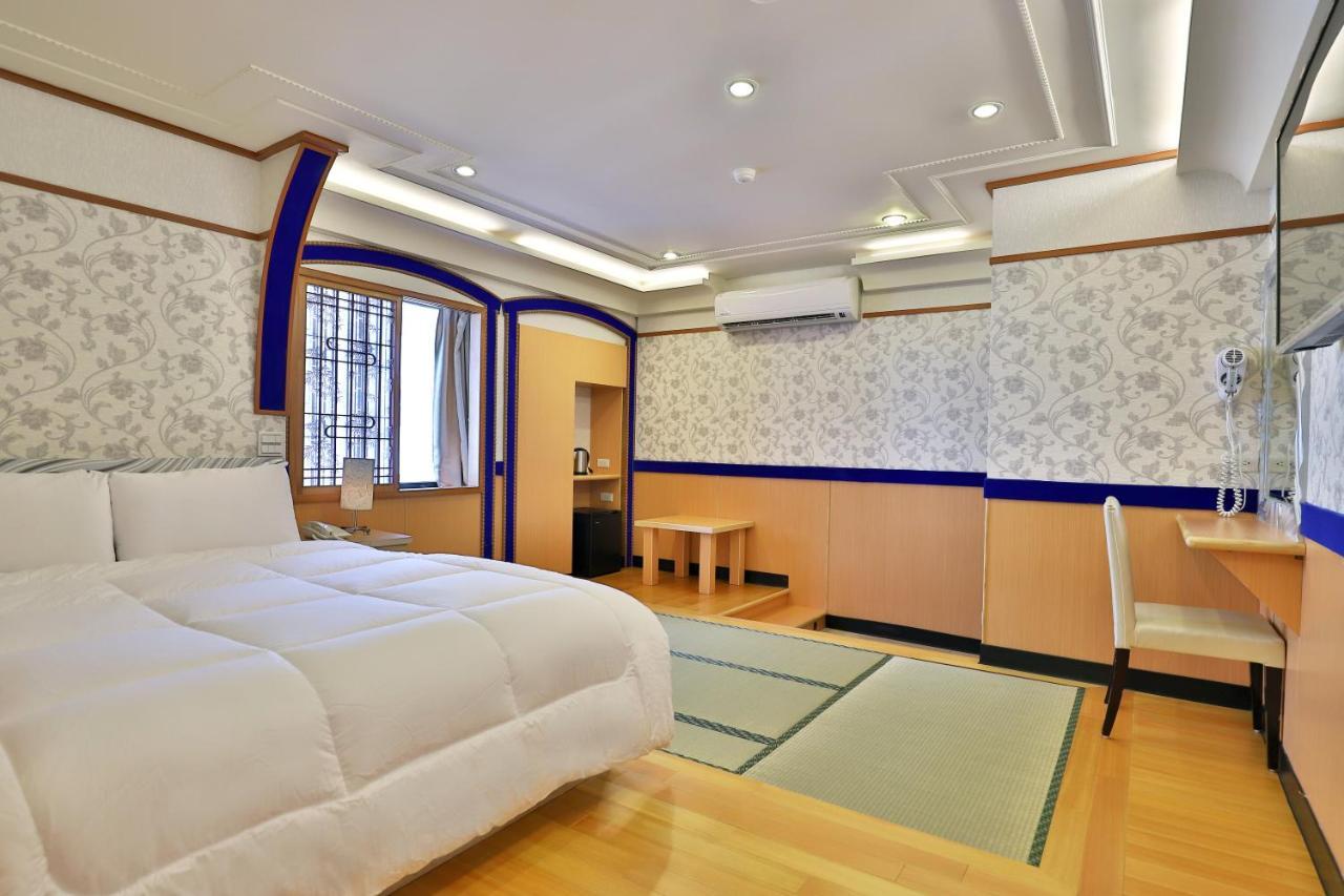 Phoenix Pavilion Hot Spring Hotel Taipei Bagian luar foto